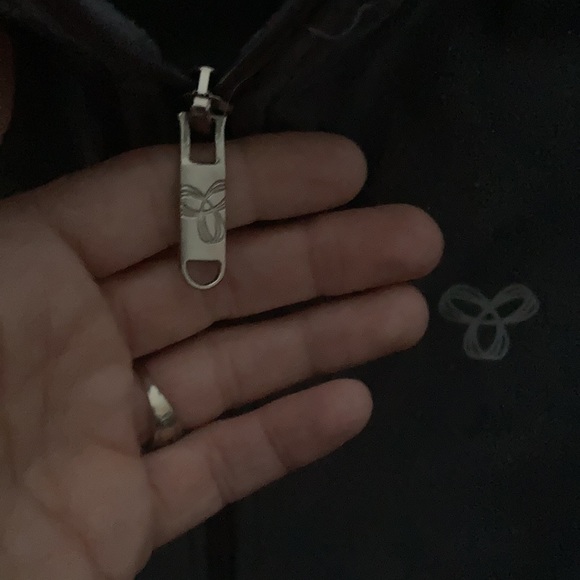 Vintage TNA Zip up - Picture 5 of 6